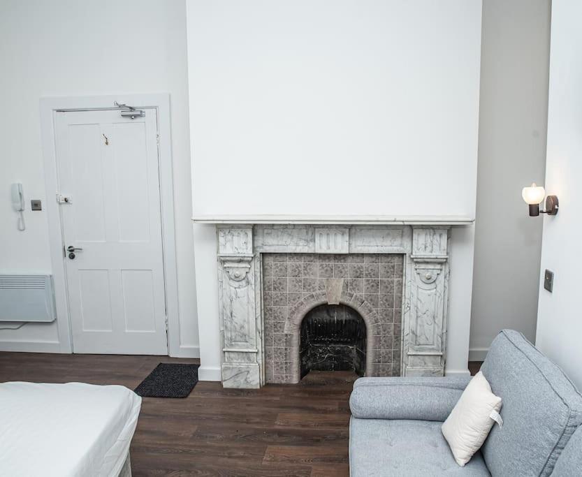 Aylesbury Apartment 1 With Free Parking Kültér fotó